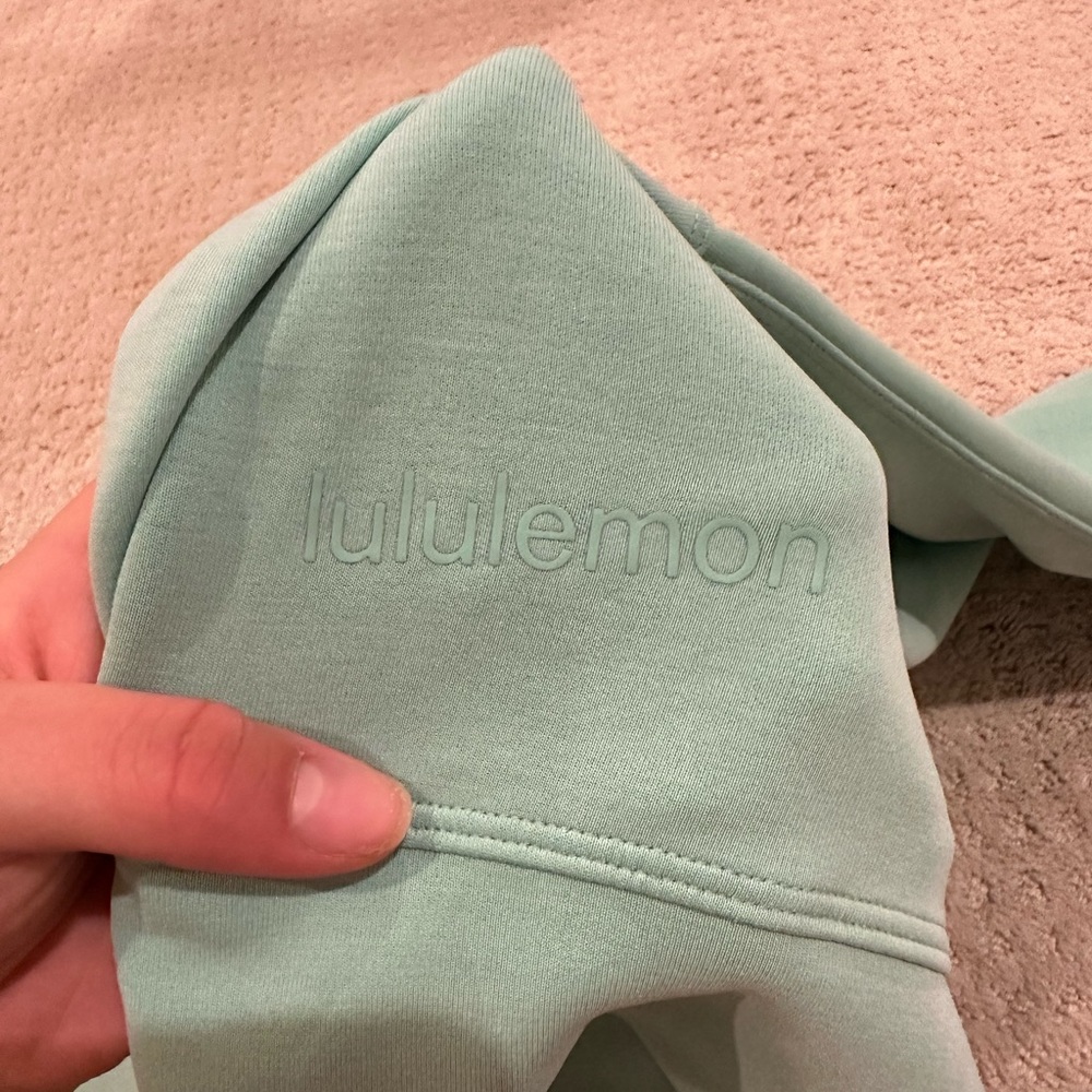Lululemon softstreme perfectly oversized crew - Picture 2 of 2